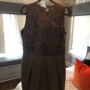 Entro embroidered dress